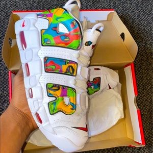 Nike air uptempo “ peace love basketball”